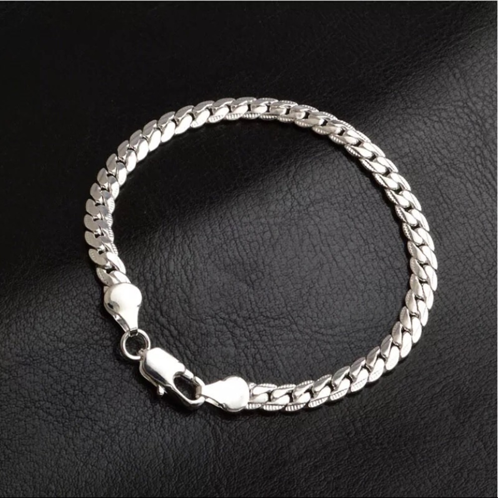 3/$15🔥silver plated flat bracelet